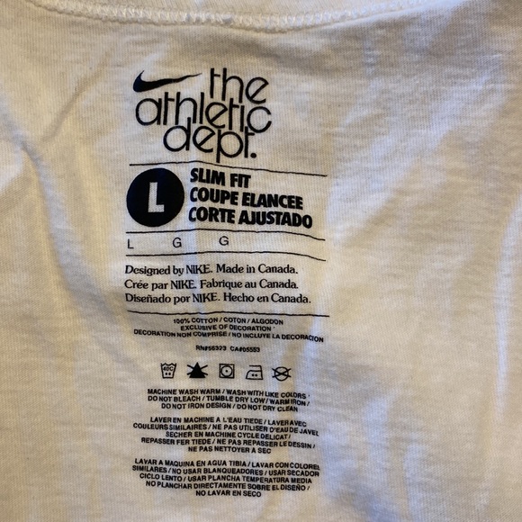 Nike T-Shirt - Picture 3 of 3